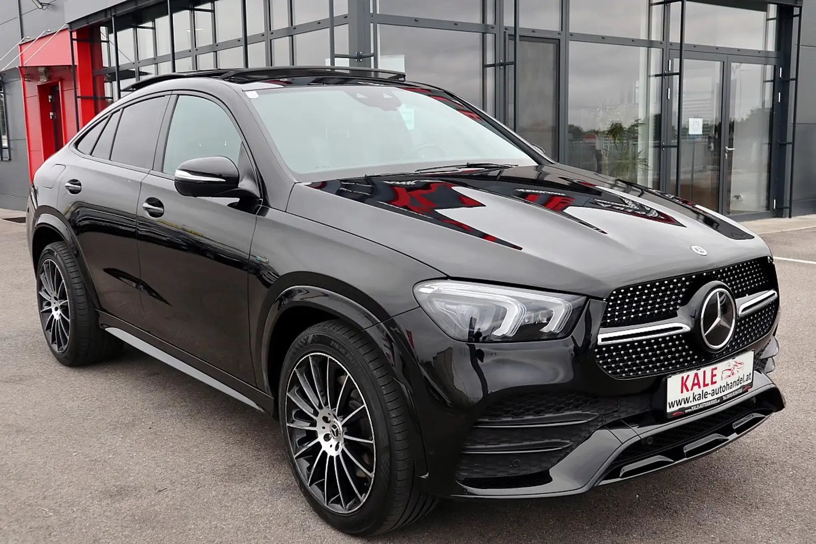 Mercedes-Benz GLE 350 de PHEV Coupé 4MATIC Aut. *AMG-LINE*PANORAMADACH* Schwarz - 2