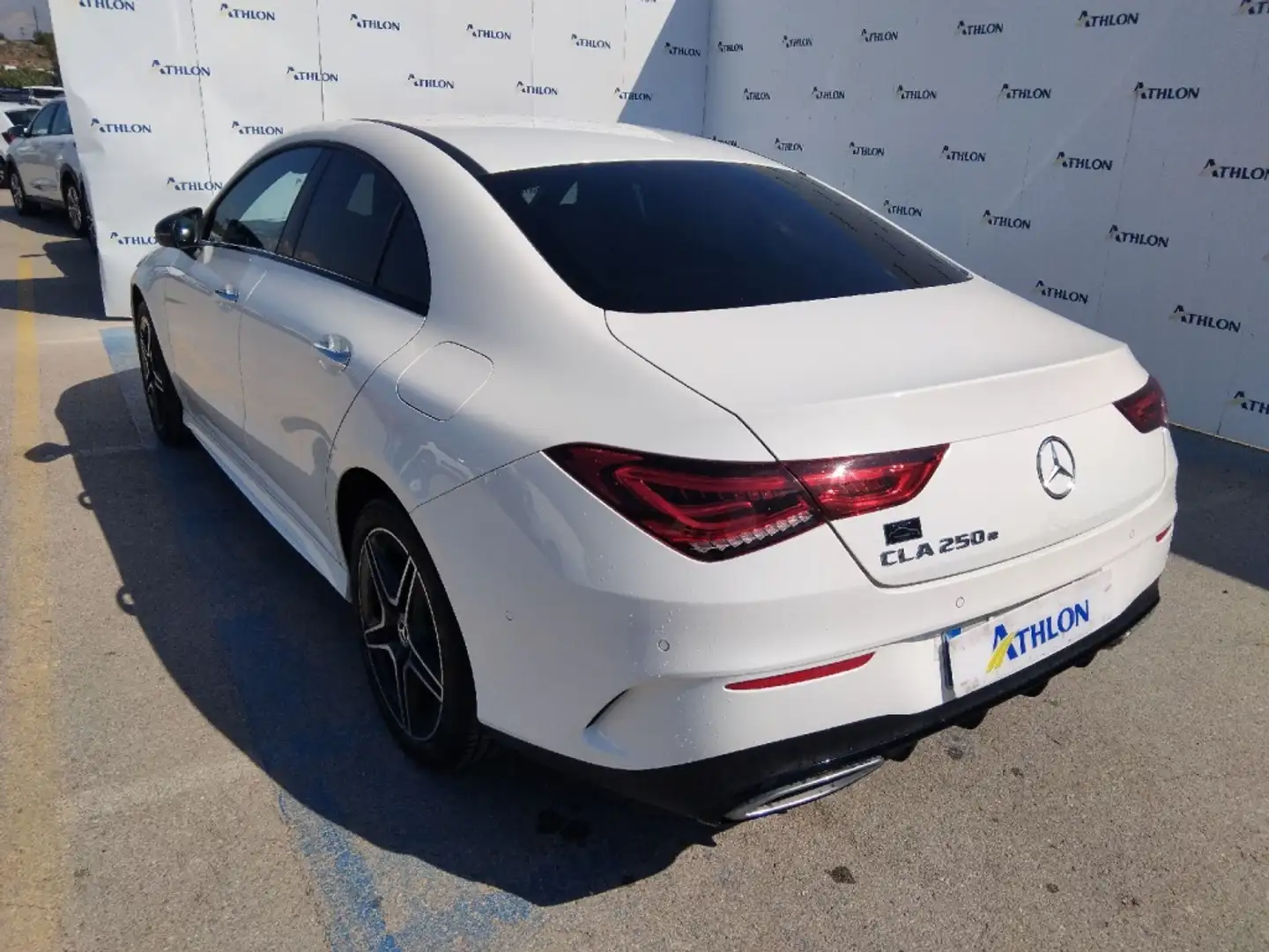 Mercedes-Benz CLA 250 250e 8G-DCT Blanc - 2