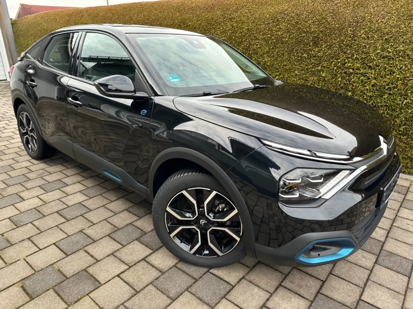 Citroen C4 Elektromotor 136 FEEL PACK SHZ Schwarz - 1