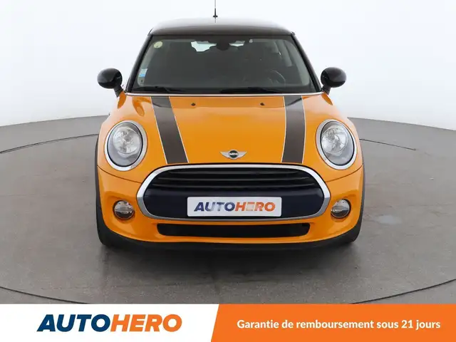 Mini Hatch view 9