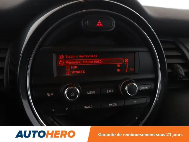Mini Hatch view 21
