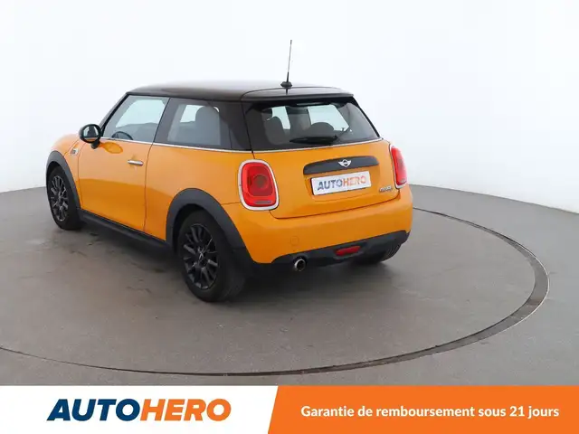 Mini Hatch view 4