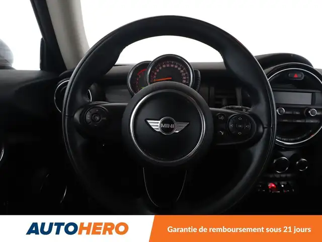 Mini Hatch view 19