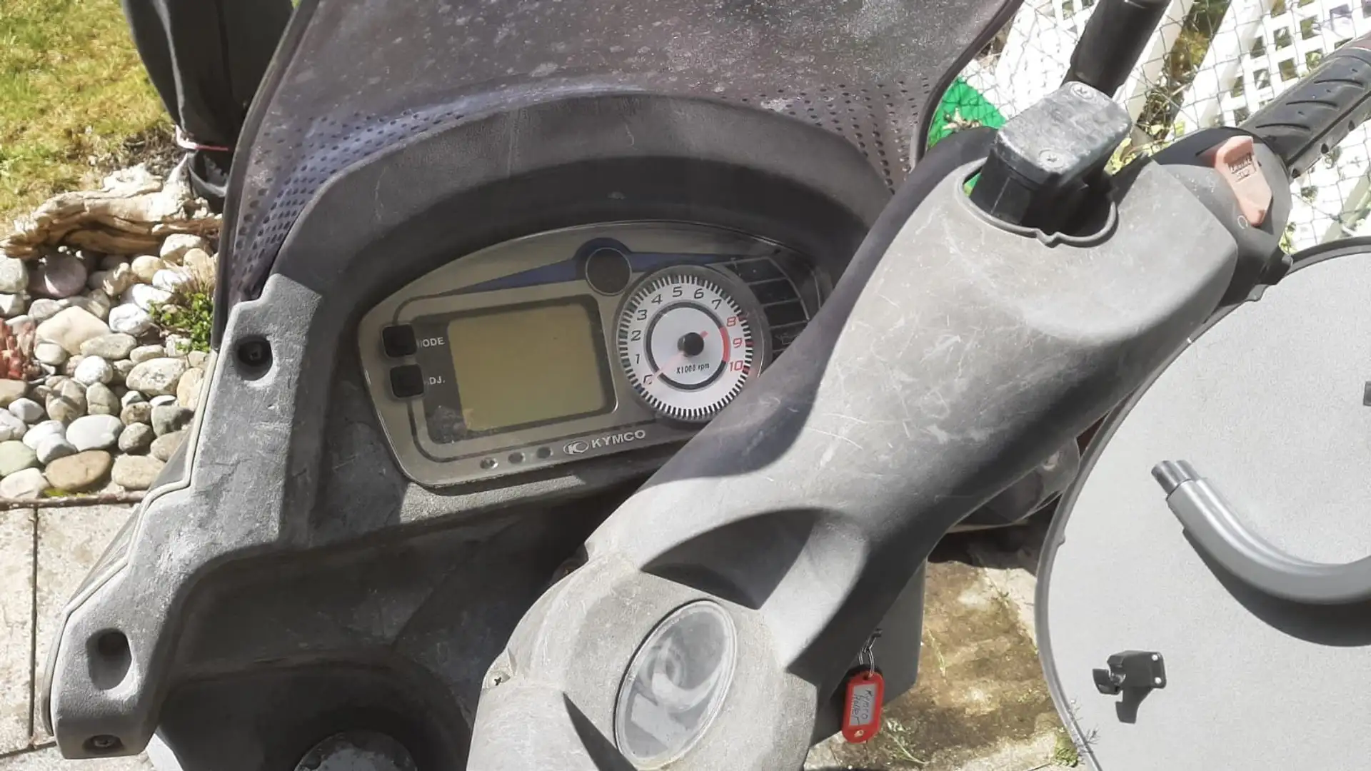 Kymco Yager GT 200i Silber - 2