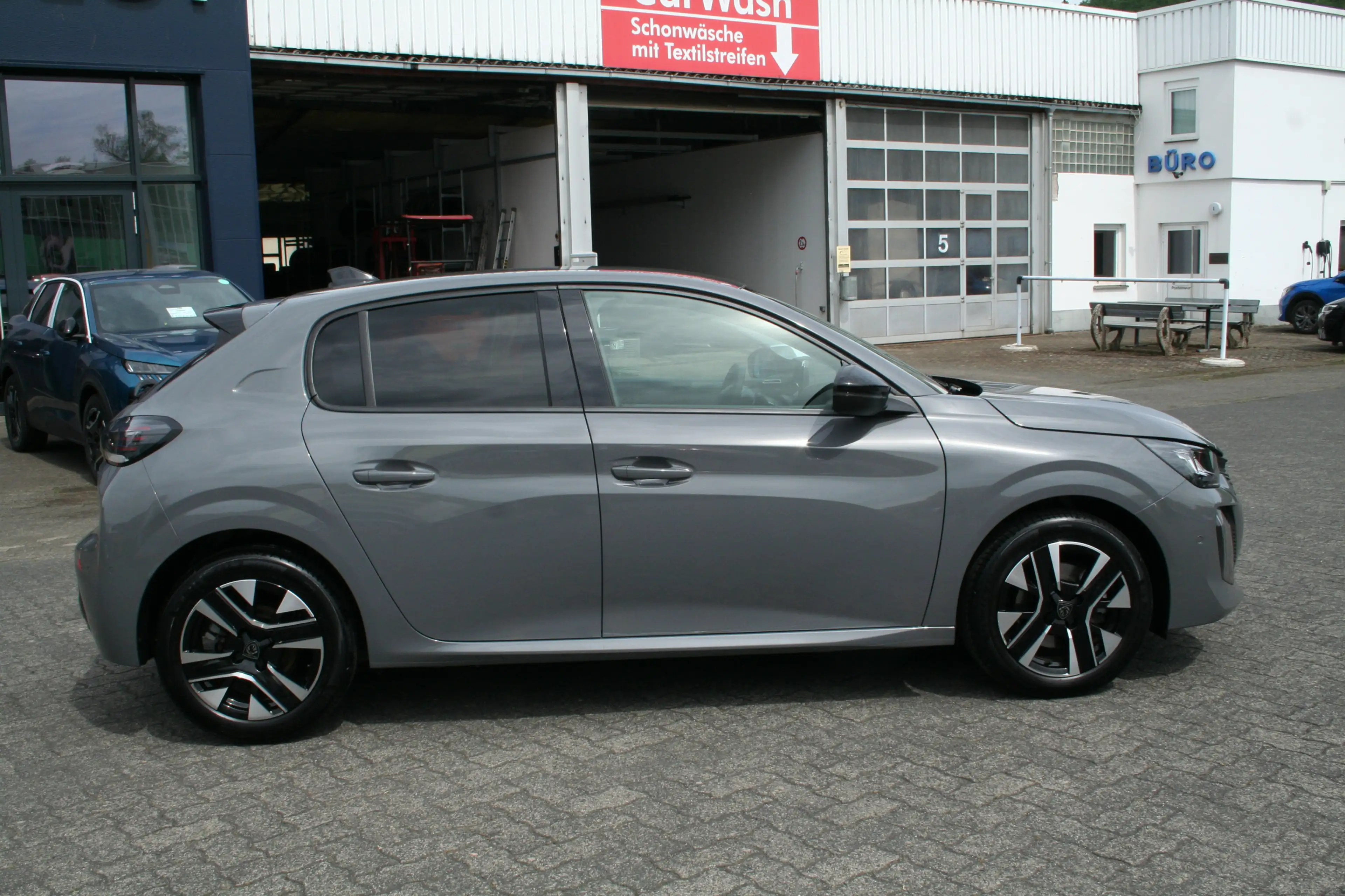 Peugeot 208 Allure 100PS | 360°-Kamera | Navigation — photo 5