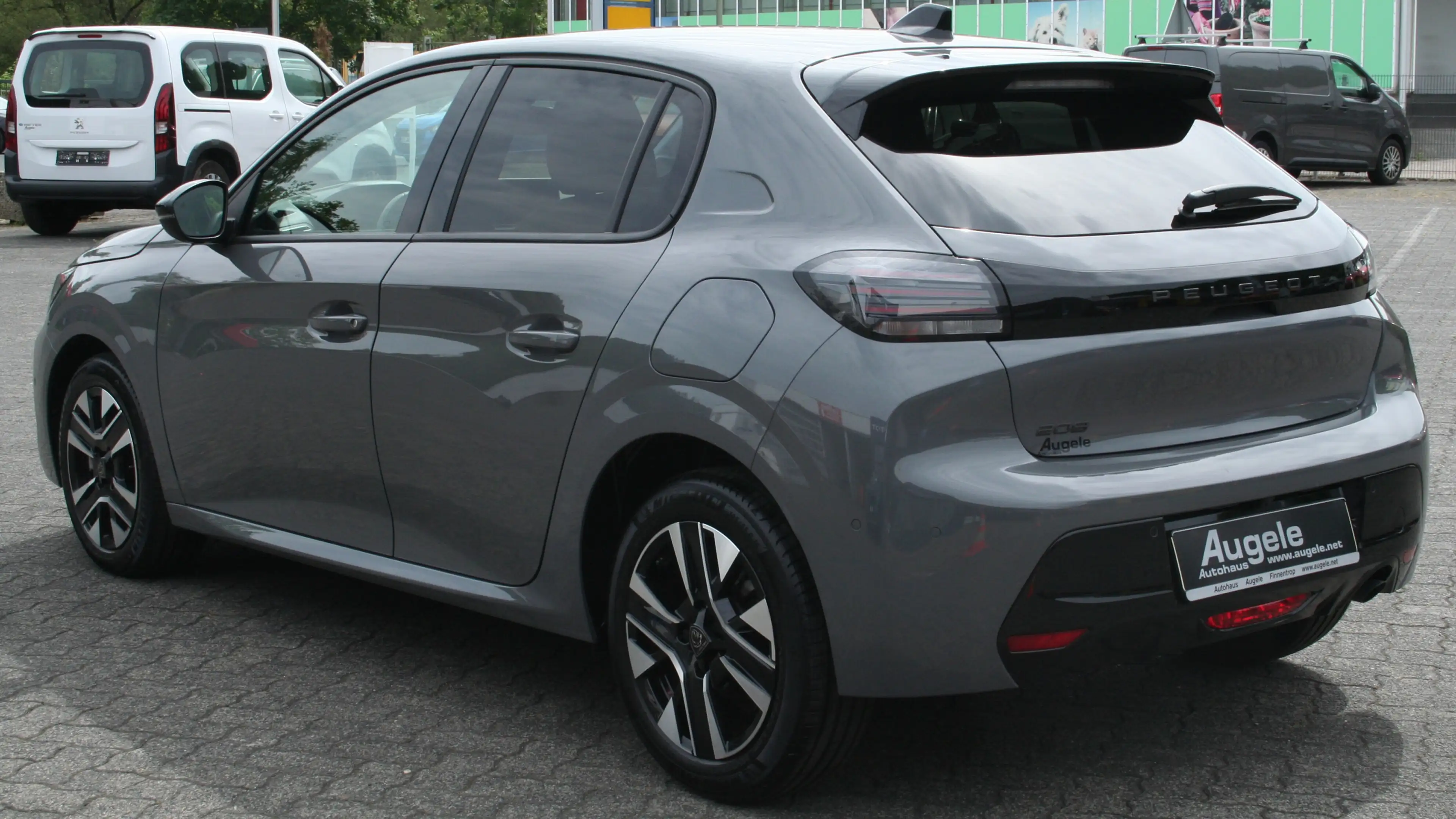 Peugeot 208 Allure 100PS | 360°-Kamera | Navigation — photo 8