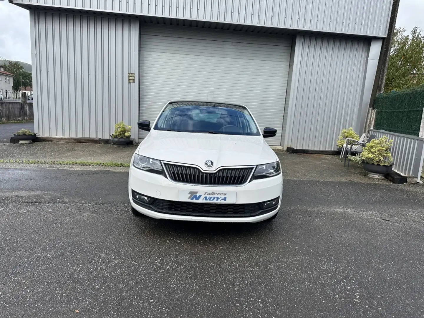 Skoda Rapid/Spaceback 1.0 TSI Ambition 70kW Blanco - 2