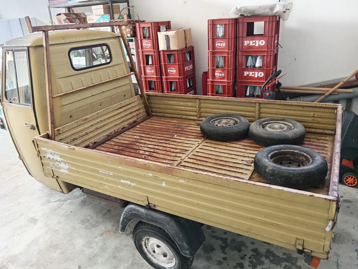 Piaggio Ape Amarillo - 2