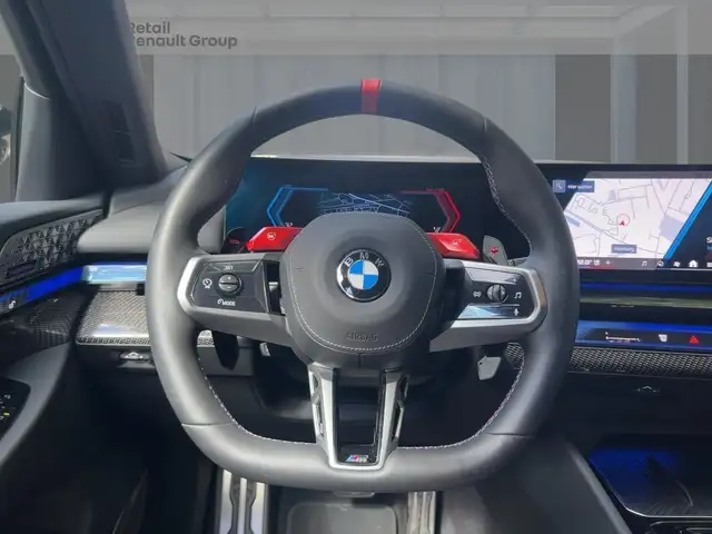 BMW M5 view 11