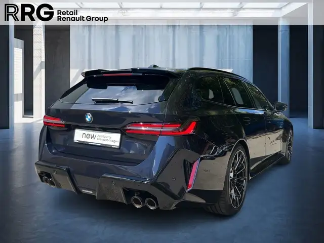 BMW M5 view 5