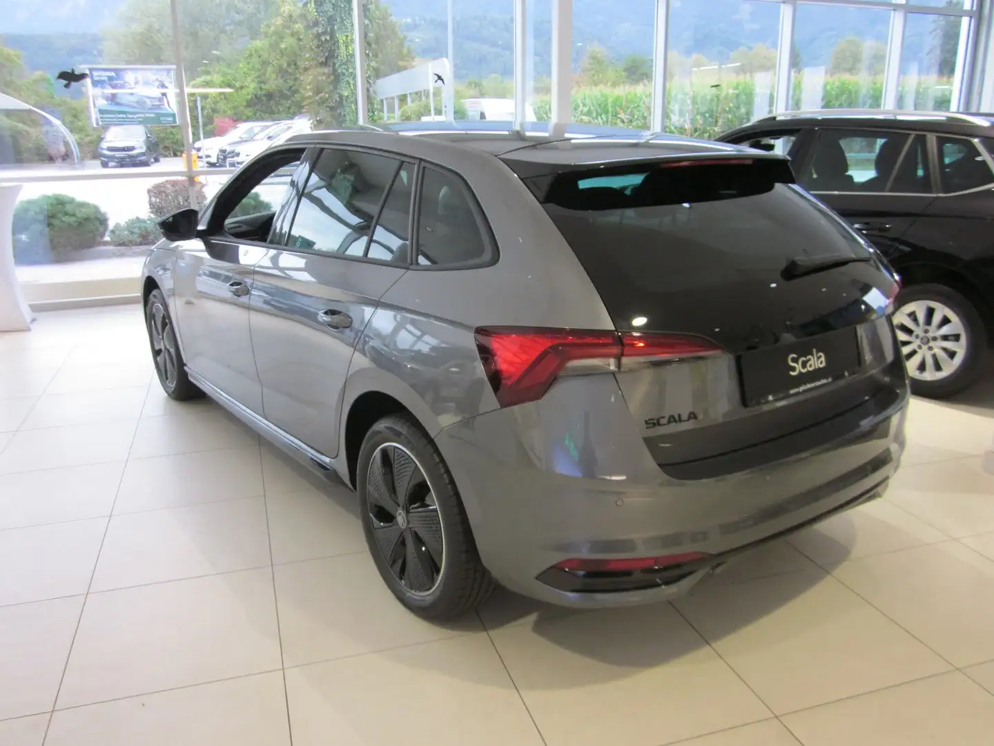 Skoda Scala Monte Carlo TSI Grau - 2