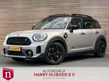 Mini 1.5 ALL4 Chili Lederen bekleding / Camera / P