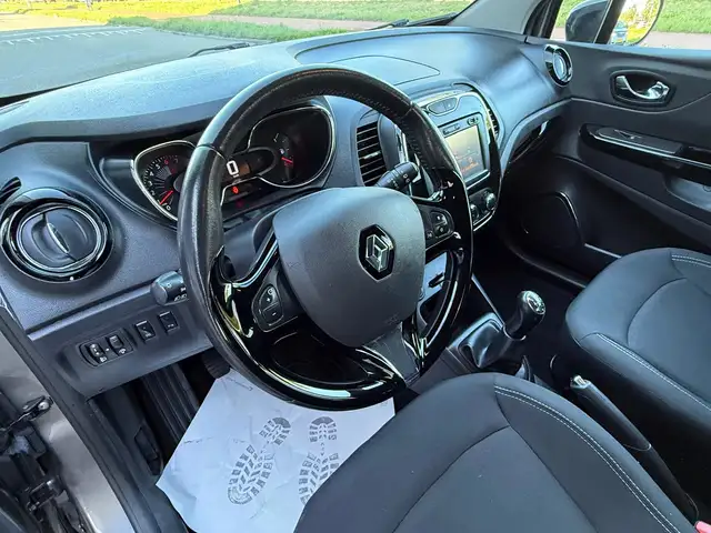 Renault Captur view 15