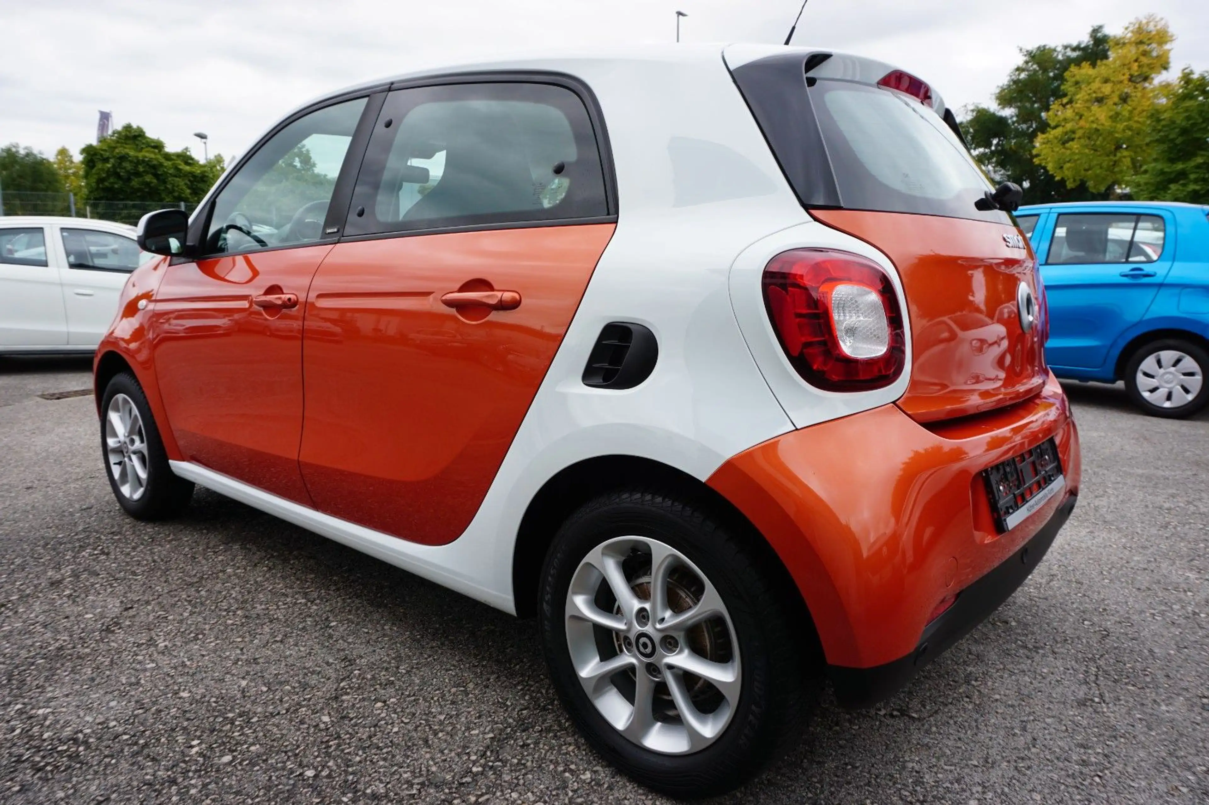 smart forFour forfour Passion Autom. Sitzheizung*Einparkhilfe* — photo 9