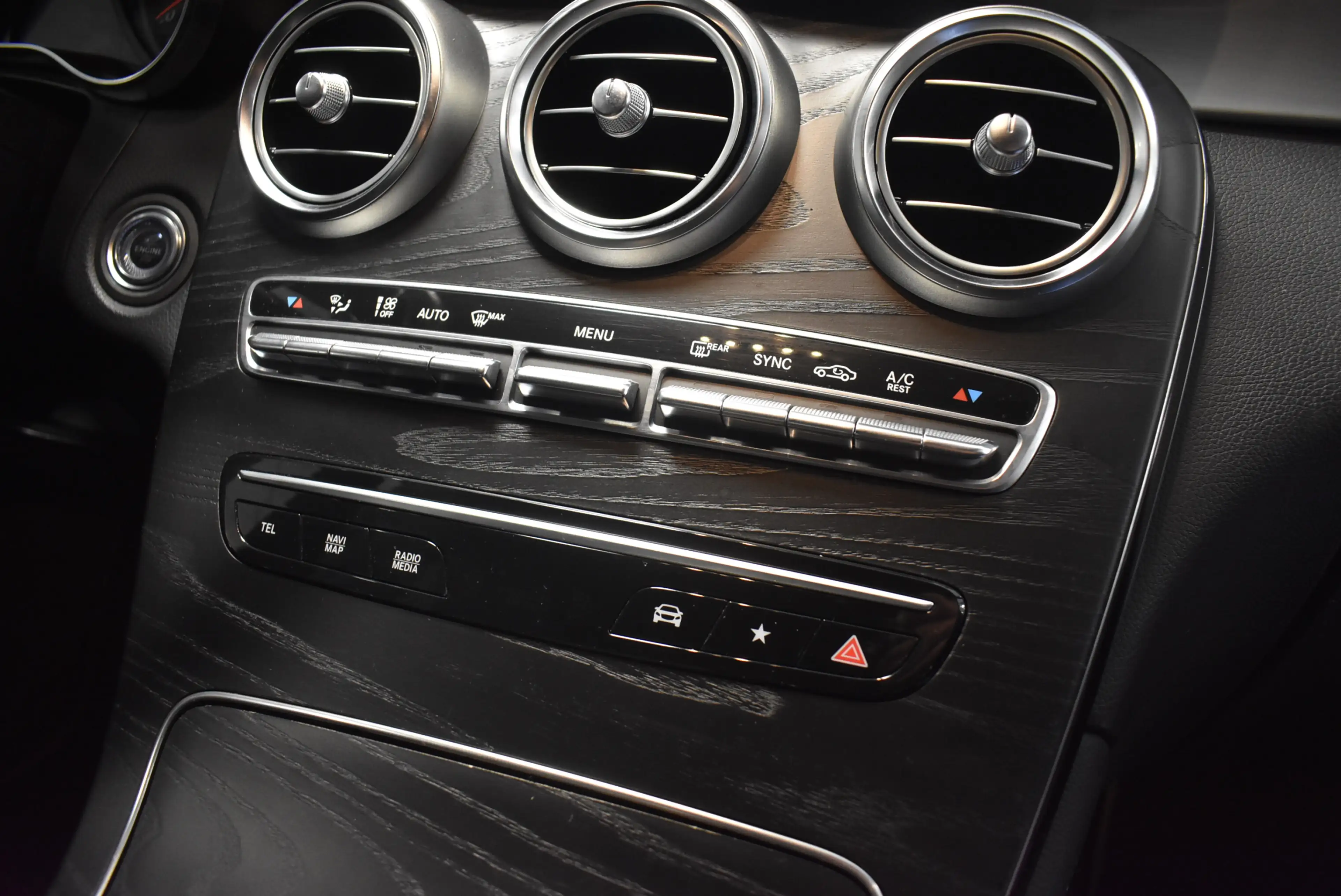 Mercedes-Benz G 400d 4Matic AMG Navi LED Leder Kamer AHK — photo 9