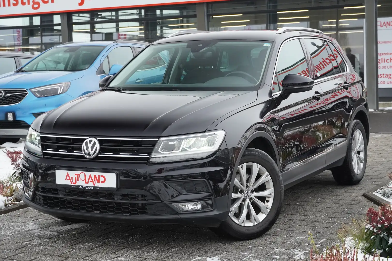Volkswagen Tiguan 1.5 TSI DSG Highline LED Navi ACC Kamera Noir - 2