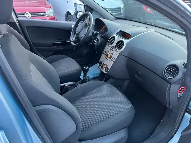 Opel Corsa view 10