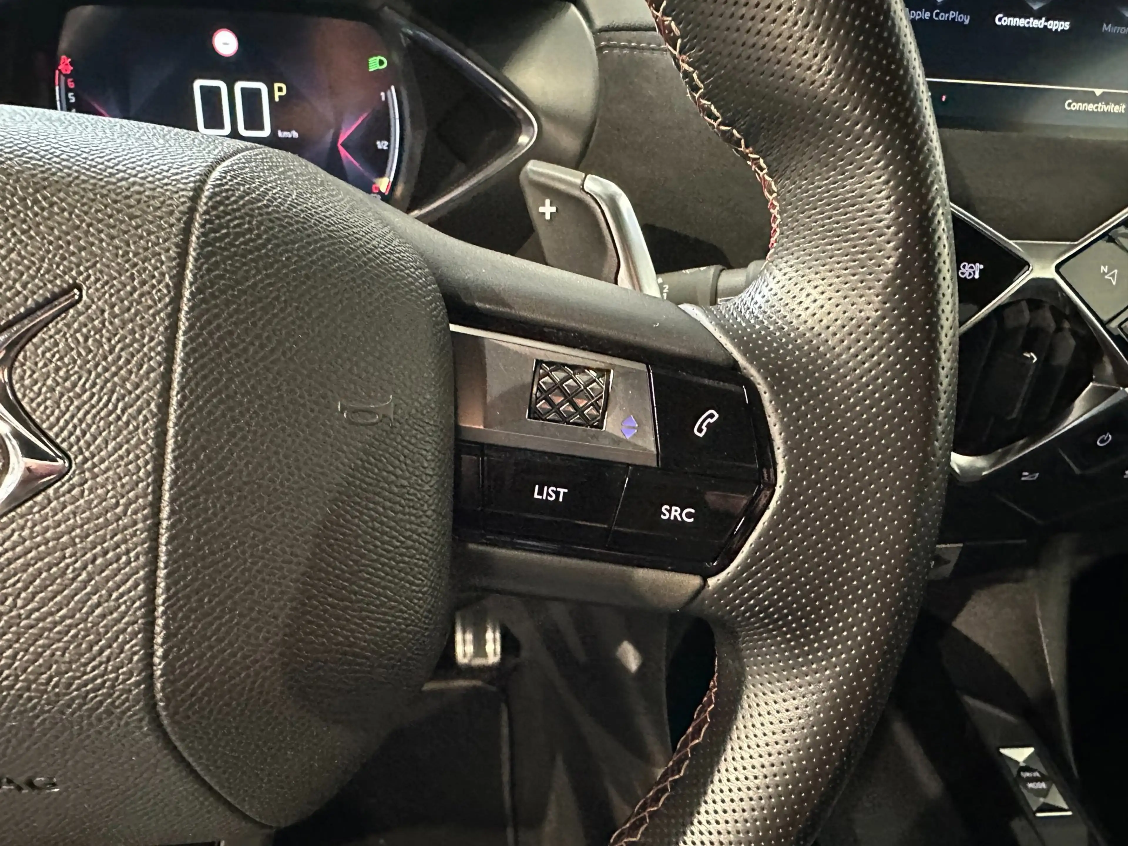DS Automobiles DS 3 Crossback 1.2 PureTech Performance Line — photo 14
