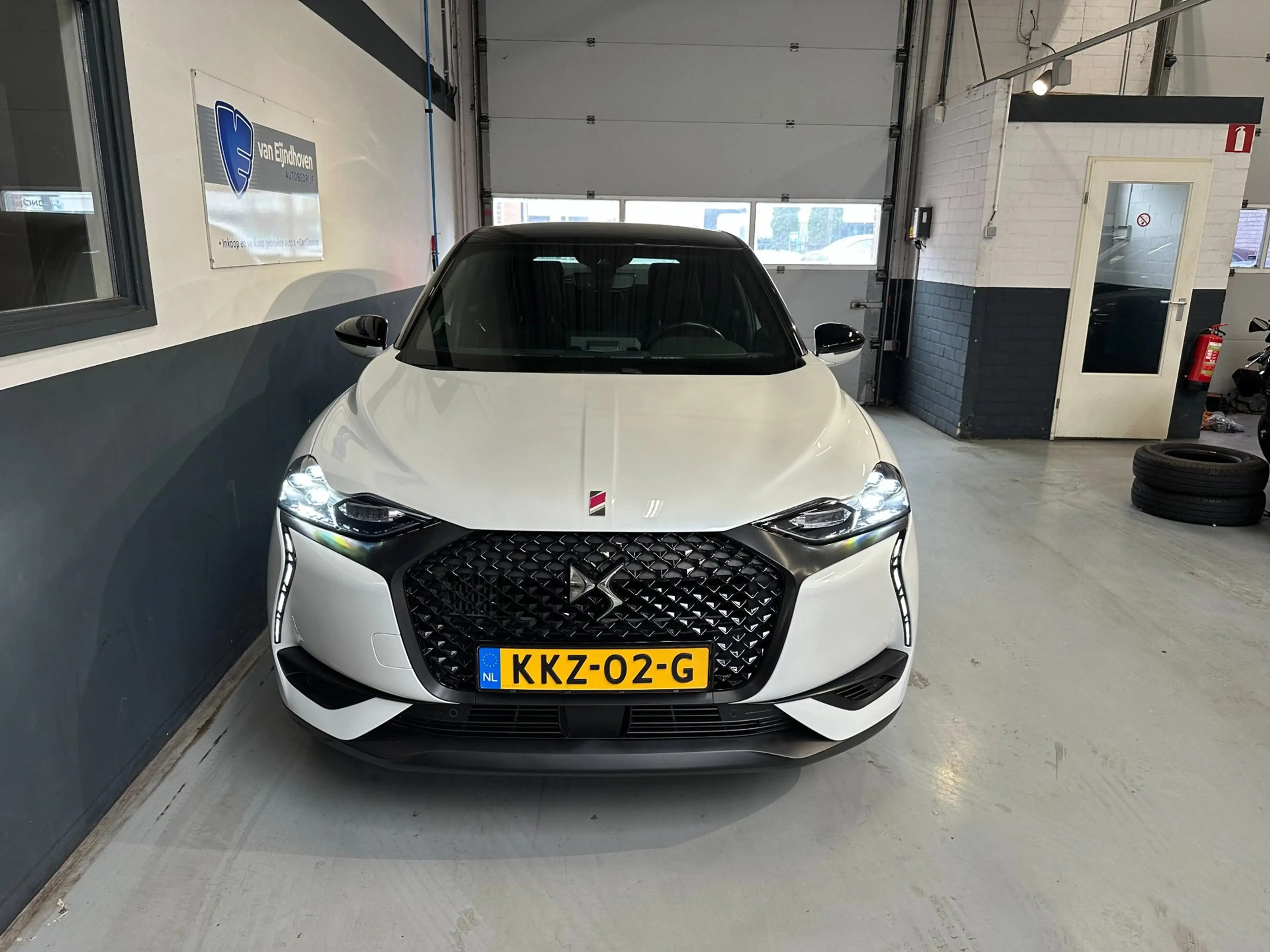 DS Automobiles DS 3 Crossback 1.2 PureTech Performance Line — photo 3