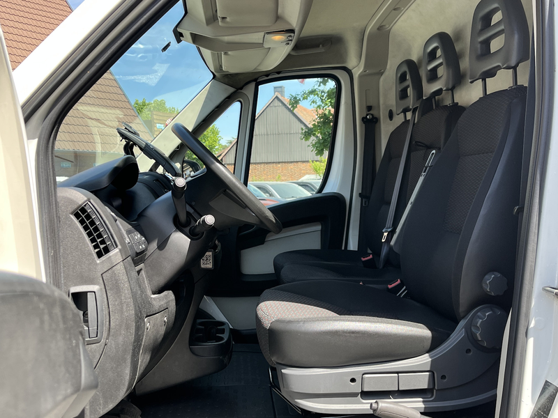Peugeot Boxer 333 L1H1 Active Blue-HDi — photo 13