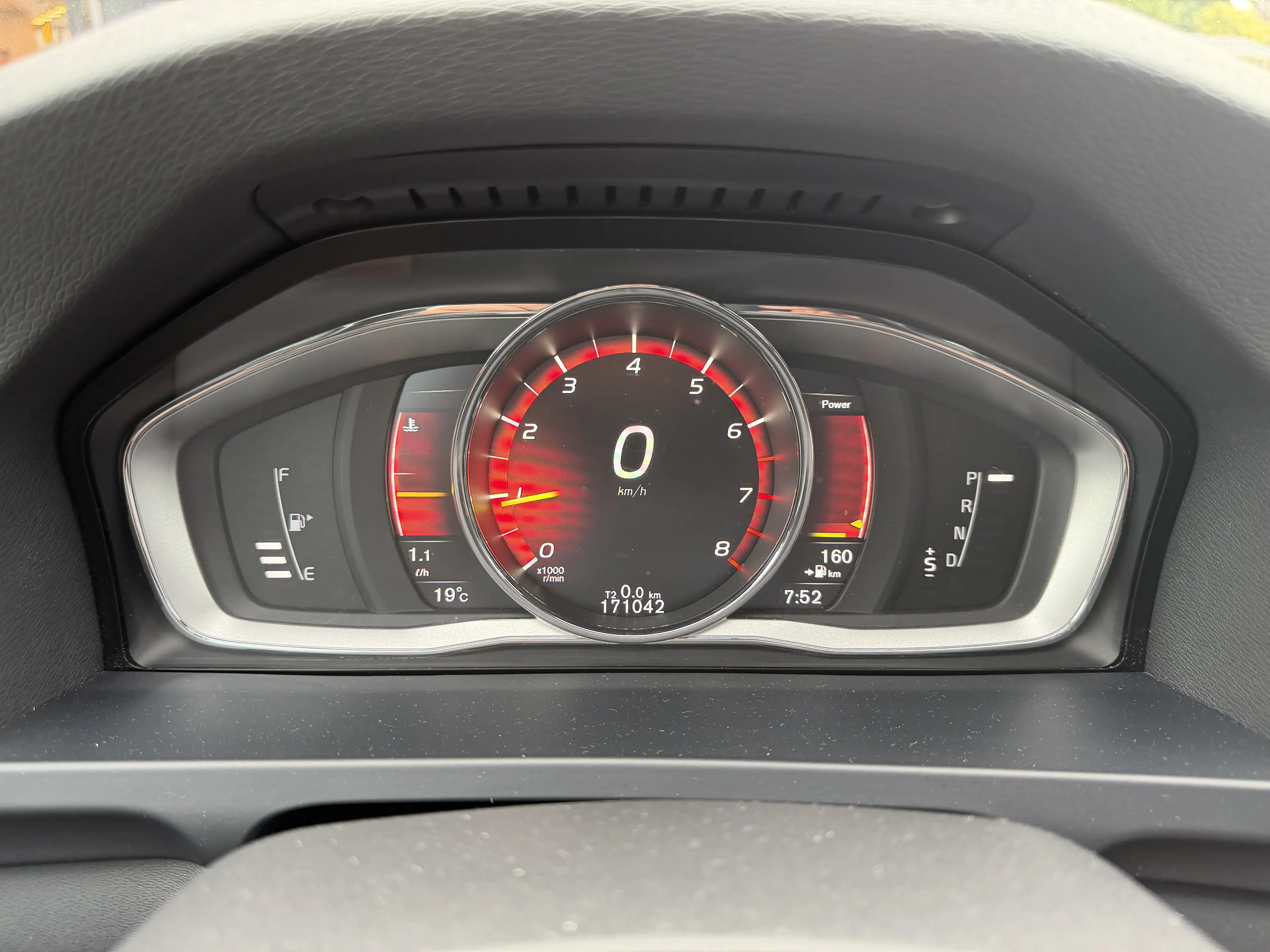Volvo V60 T3 Summum — photo 4