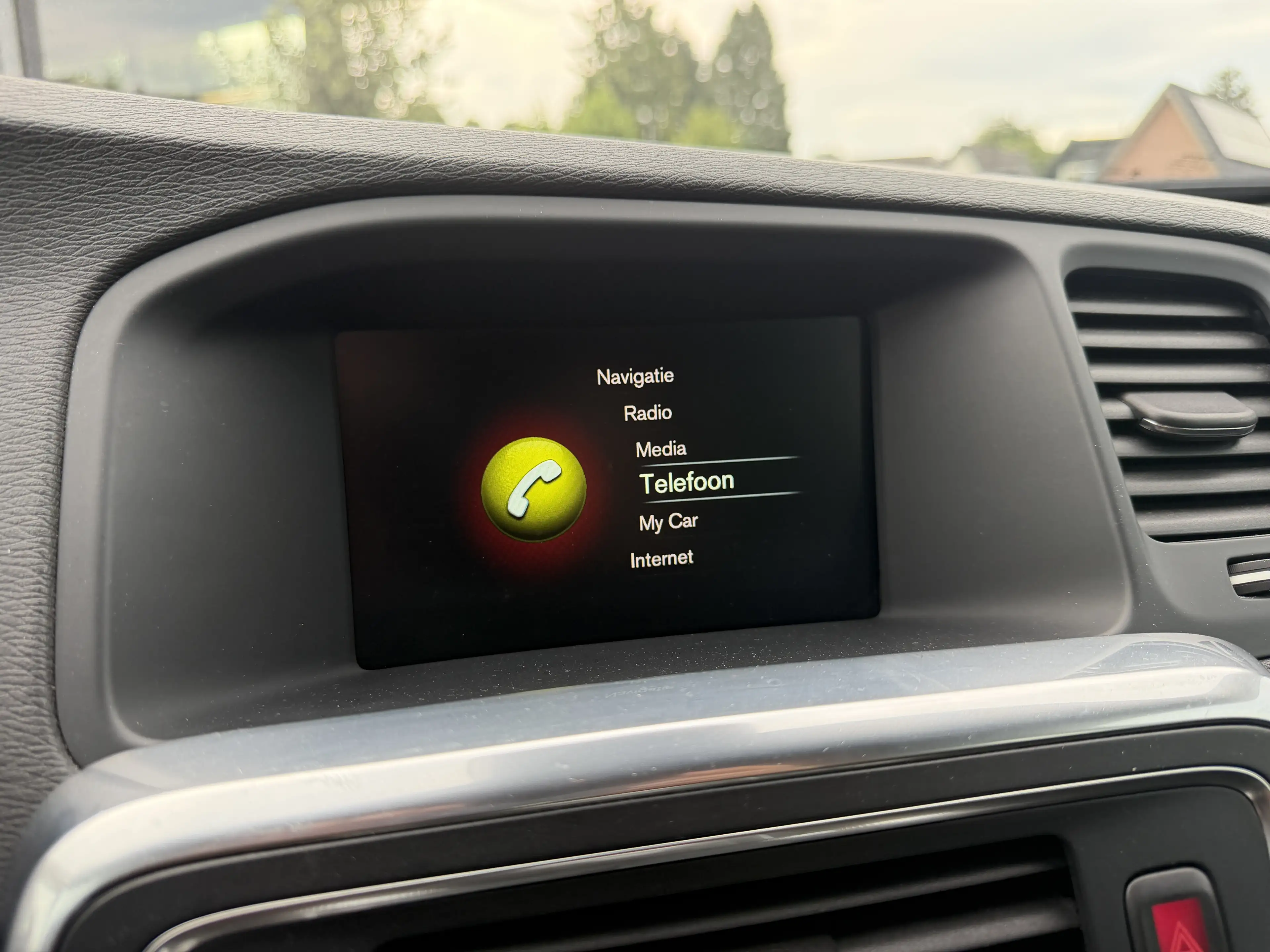 Volvo V60 T3 Summum — photo 13
