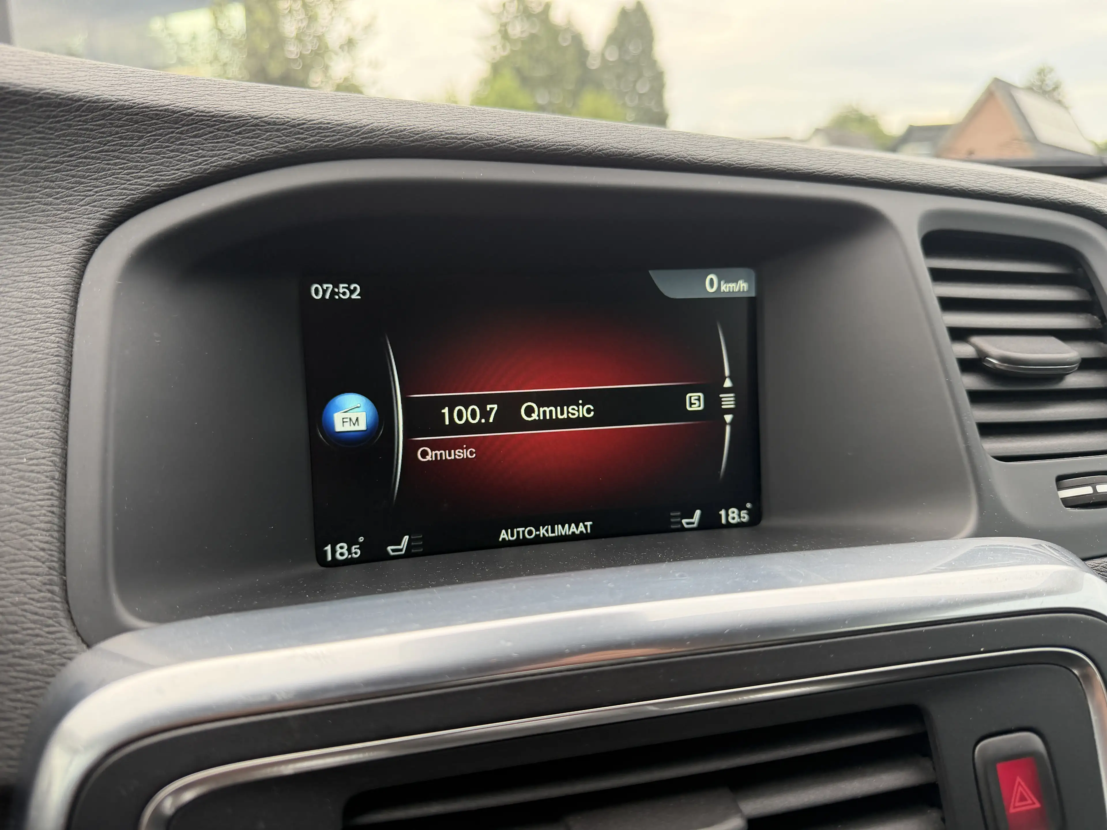 Volvo V60 T3 Summum — photo 15