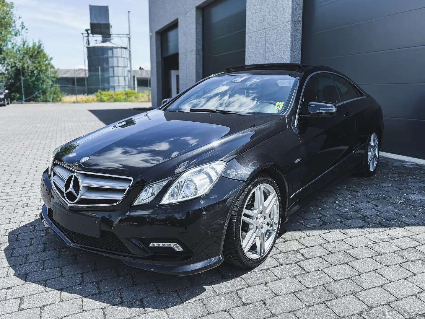 Mercedes-Benz E 220 MARCHAND OU EXPORT ! PANO Czarny - 1