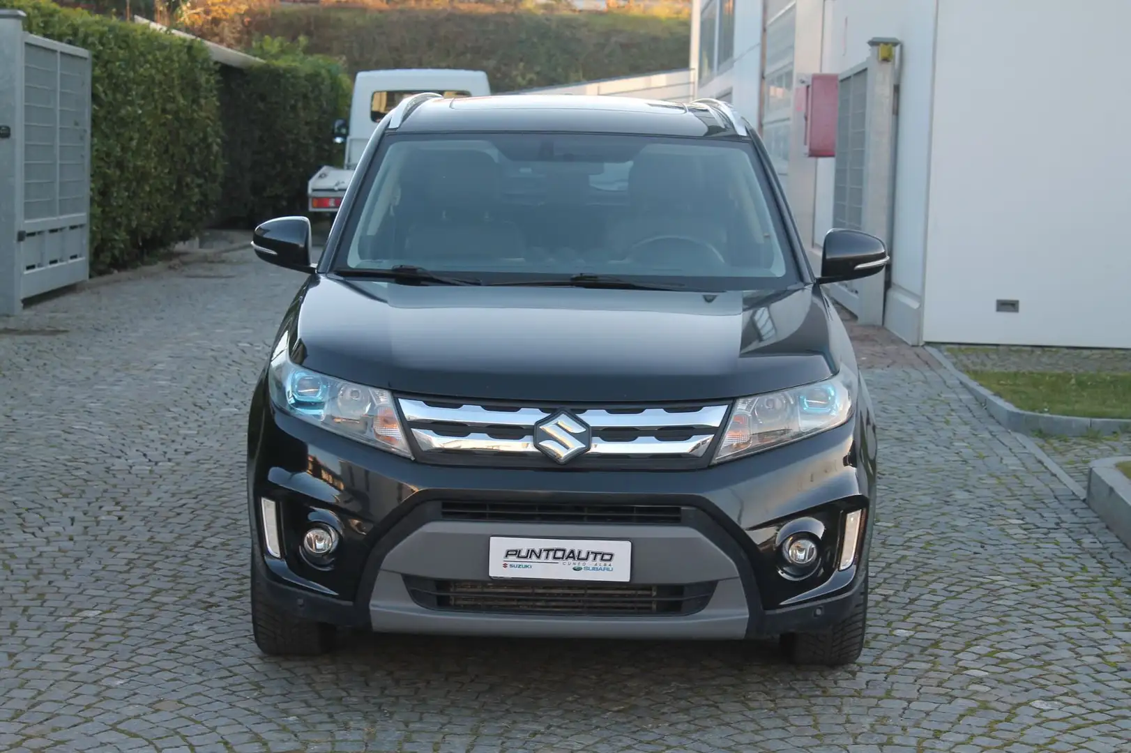 Suzuki Vitara 1.6 DDiS 4WD All Grip V-Top Nero - 2