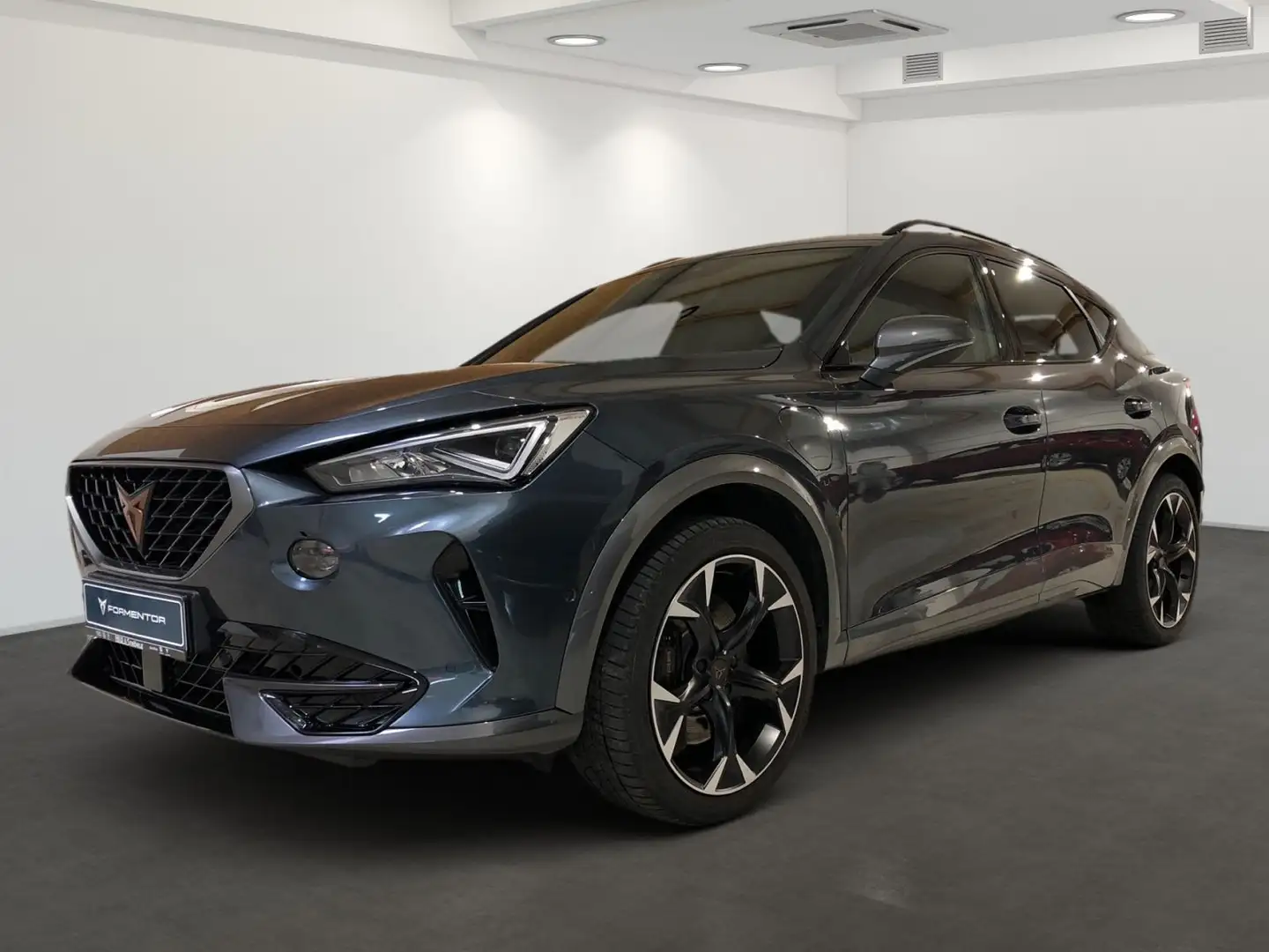 CUPRA Formentor VZ 1.4 eHybrid DSG 180 kW AHK KAM NAV Szürke - 1