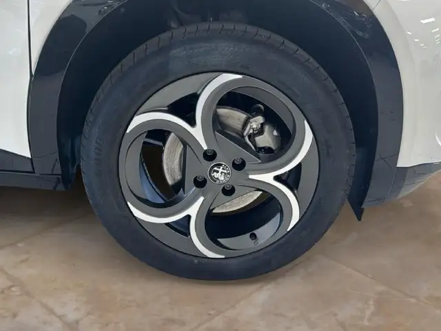 Alfa Romeo Junior view 6
