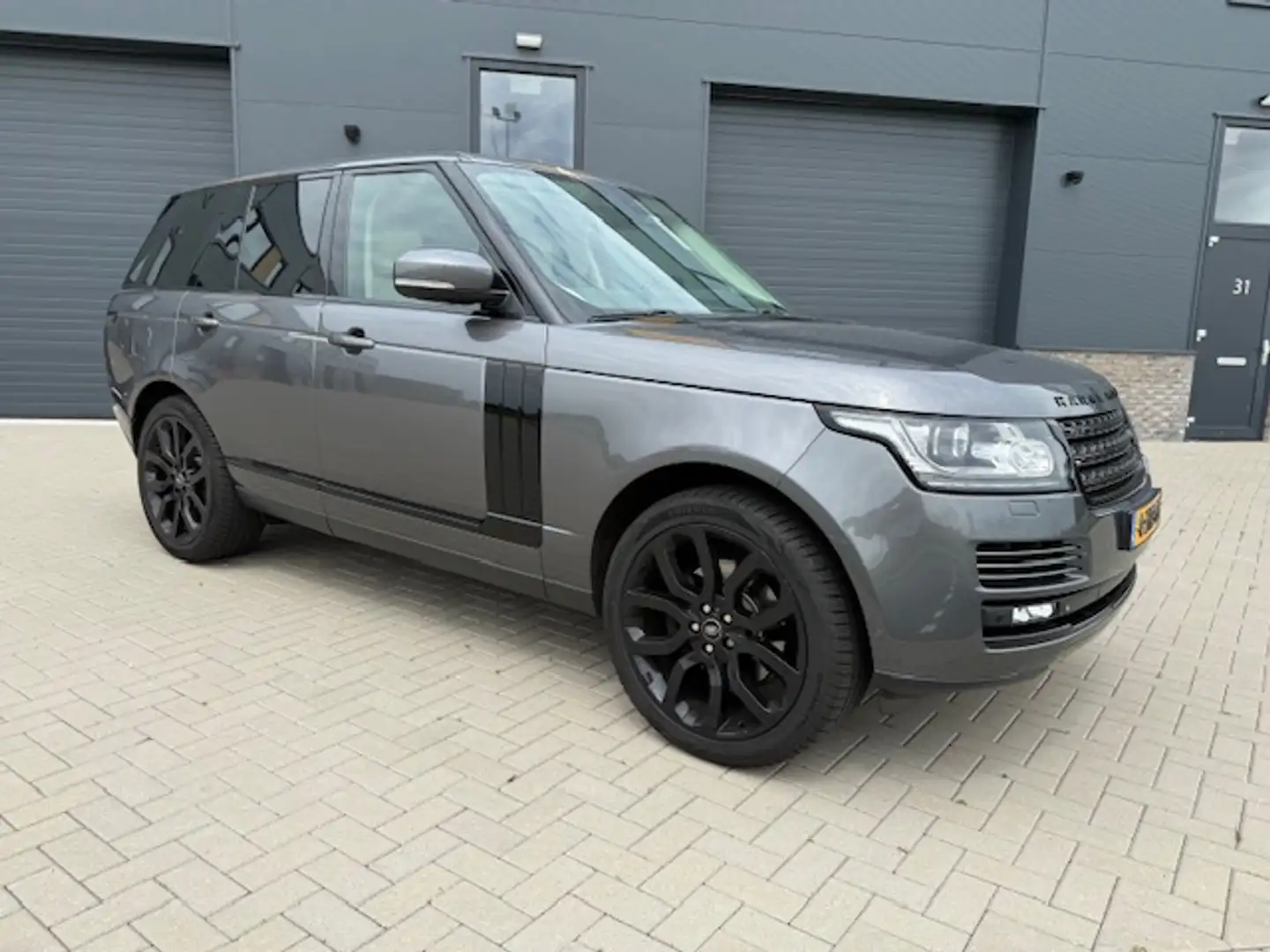 Land Rover Range Rover 3.0 TDV6 Vogue Panoramadak / stoelventilatie / Nwe Gris - 1