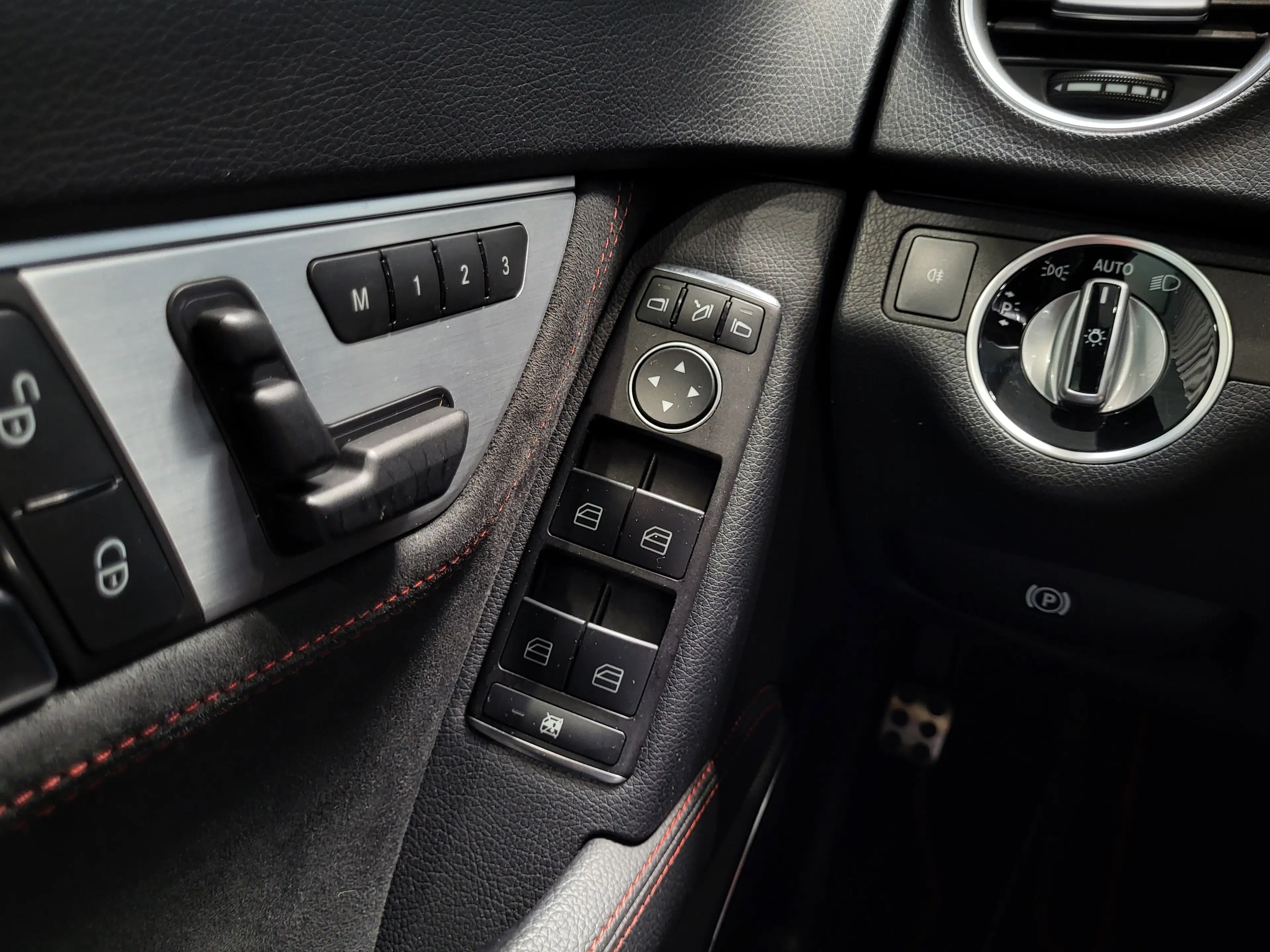 Mercedes-Benz C 350 CDI AMG *TOP Ausstattung* — photo 15