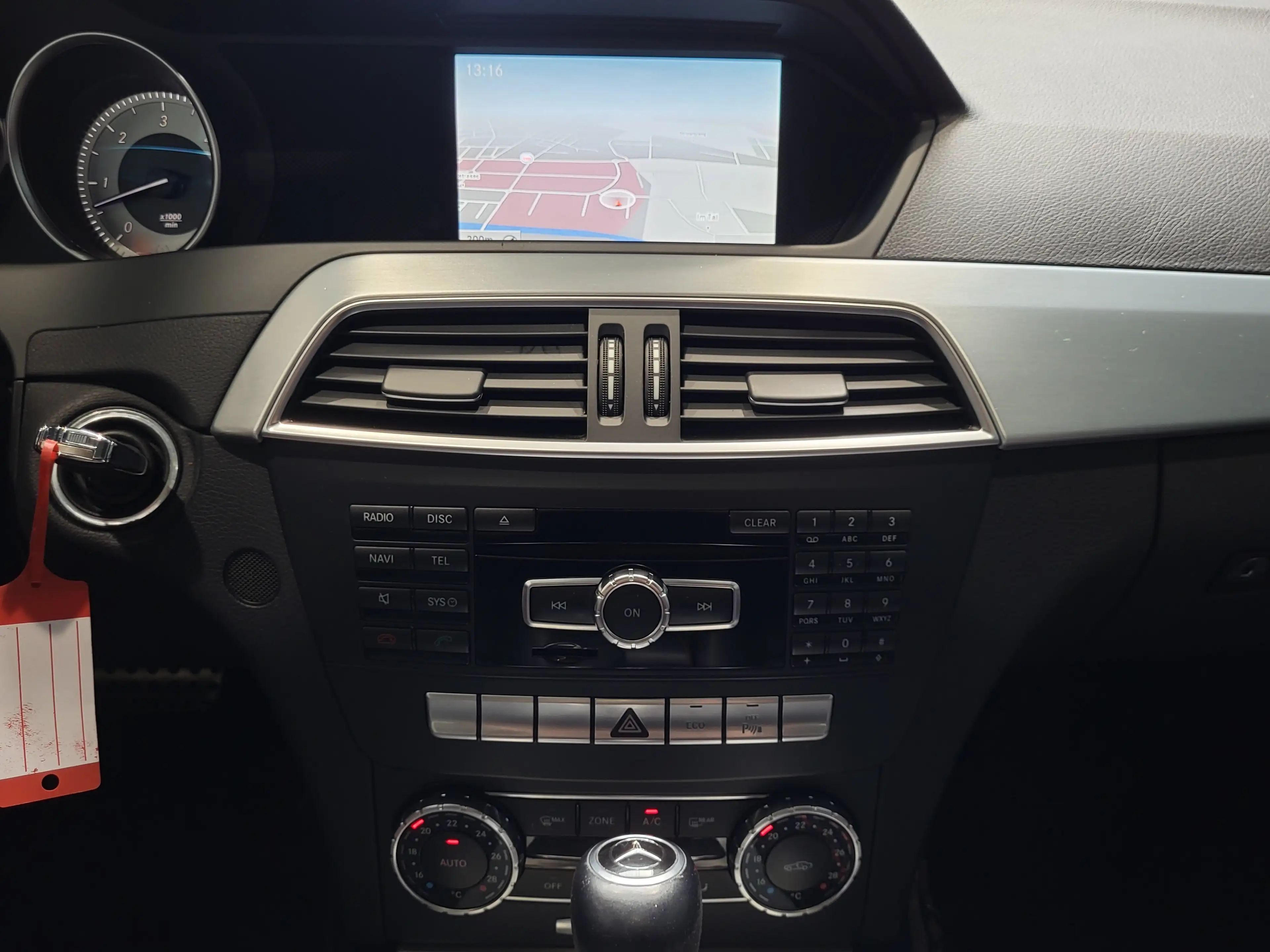 Mercedes-Benz C 350 CDI AMG *TOP Ausstattung* — photo 12