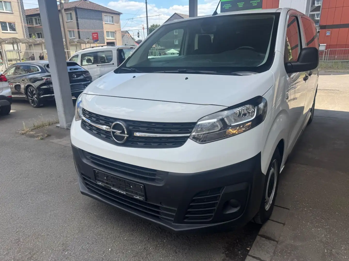 Opel Vivaro Kasten Edition M  Doppelkabine Biały - 1