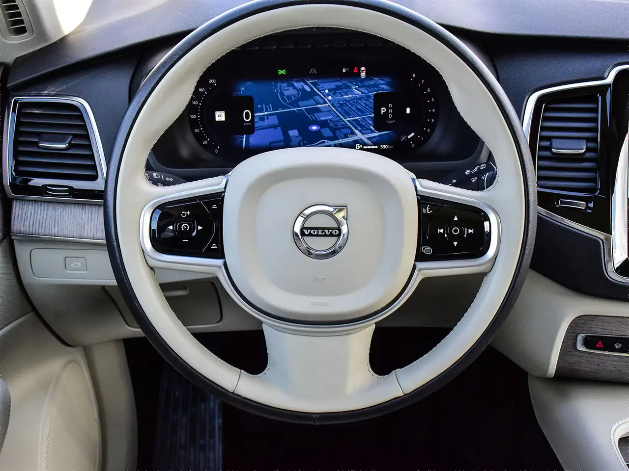 Volvo XC90 снимка Volvo XC90