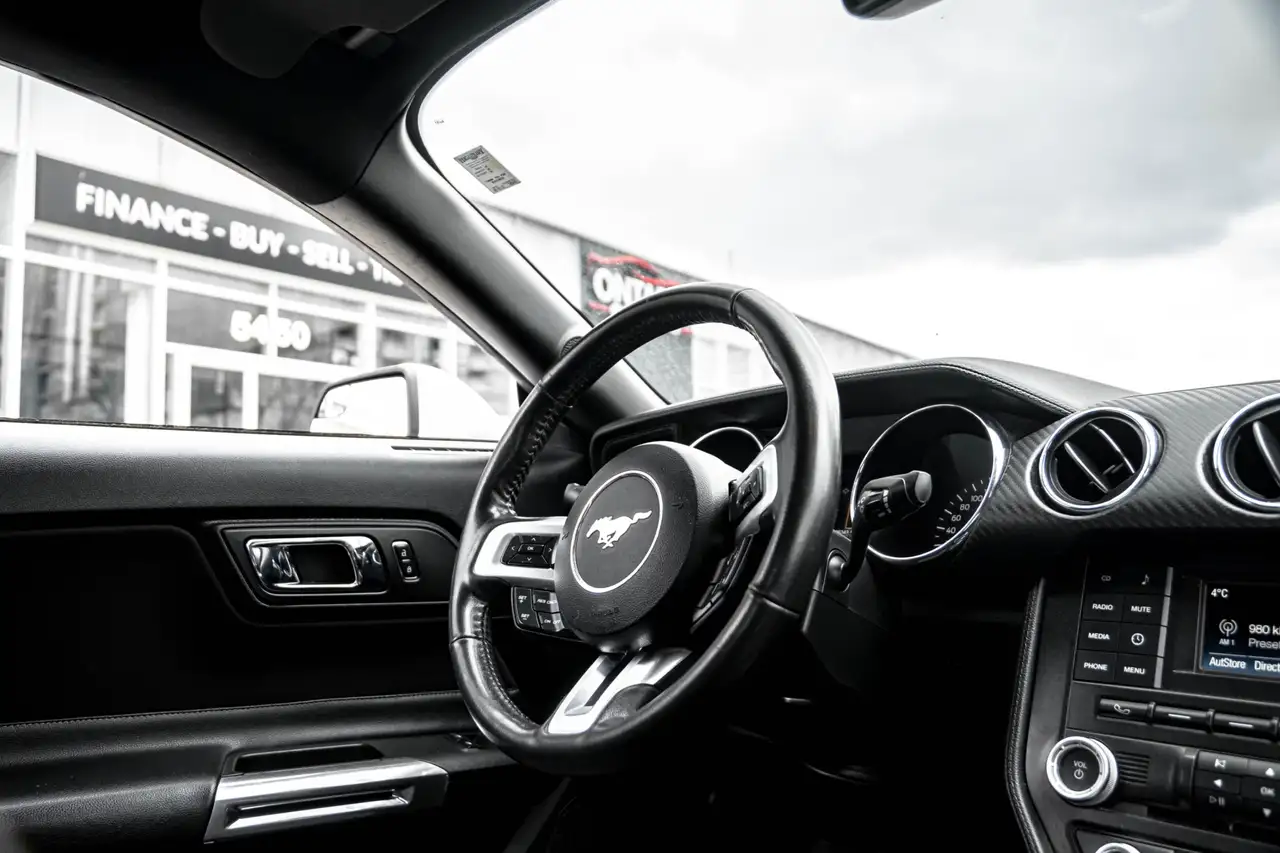 Ford Mustang снимка Ford Mustang
