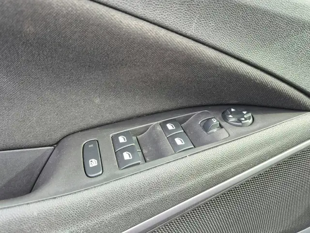 Opel Crossland X view 8