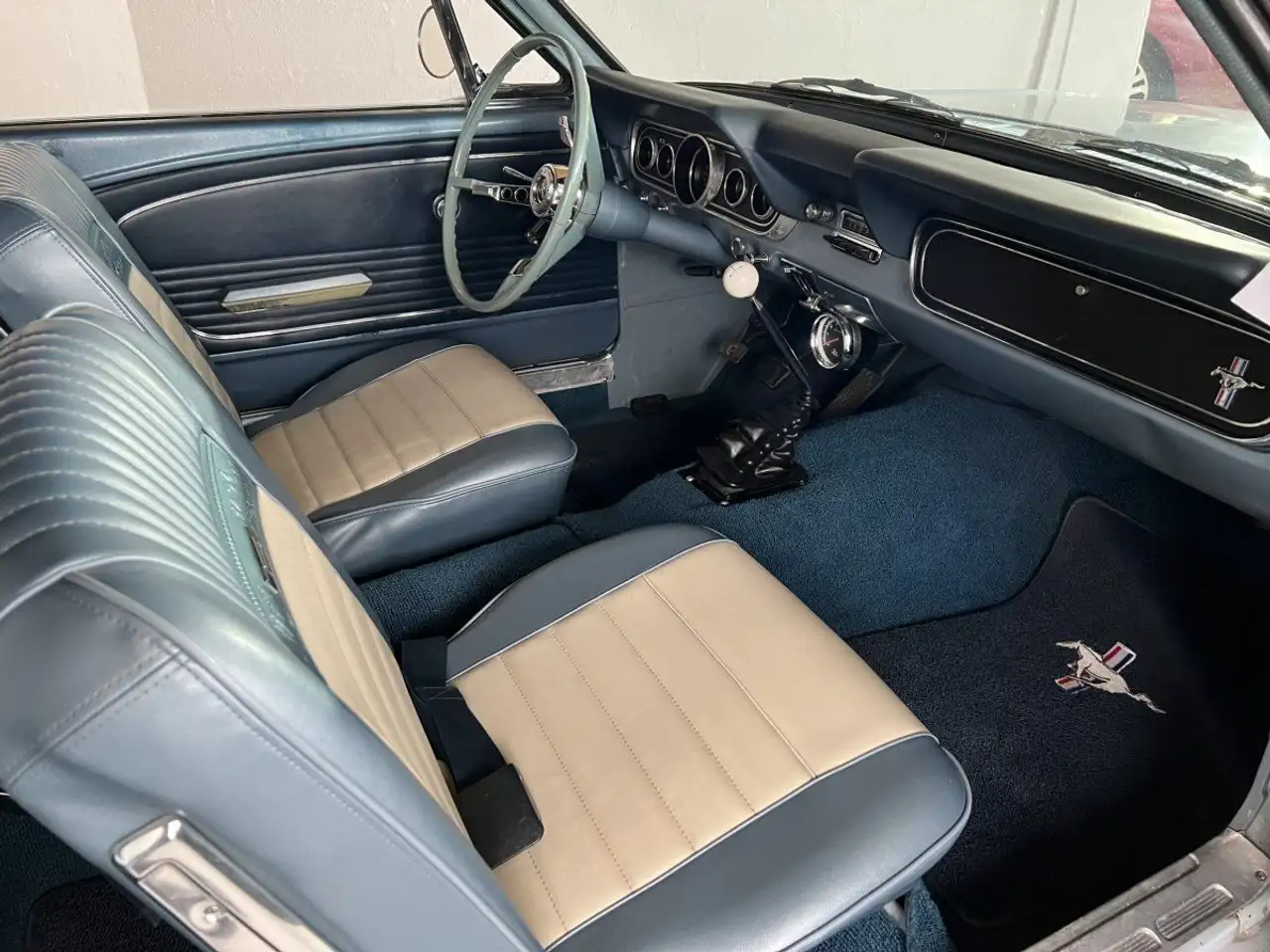 Ford Mustang V8 DE 1966, foto 10
