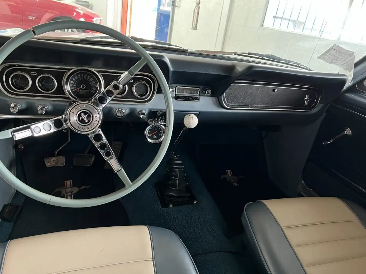 Ford Mustang V8 DE 1966, foto 9