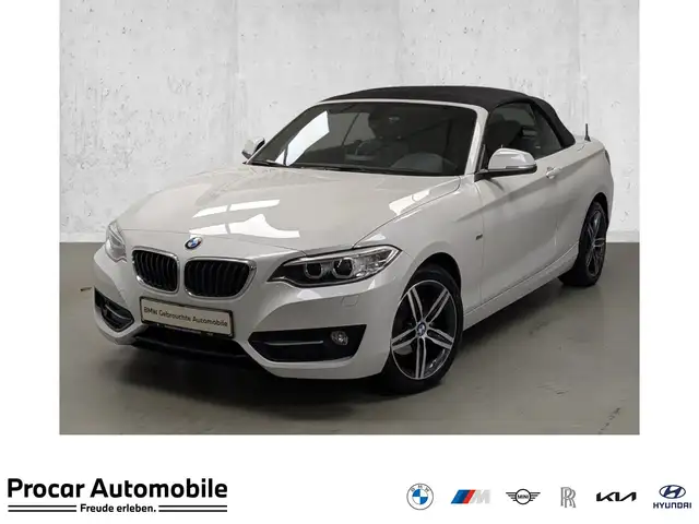 BMW 218 i Sport Line PDC Navi Xenon Shz Klima