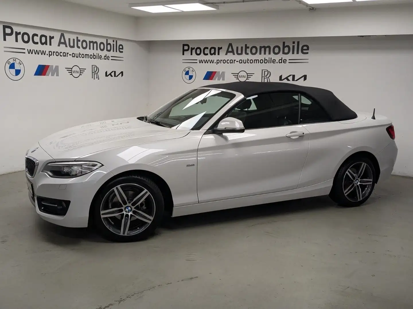 BMW 218 i Sport Line PDC Navi Xenon Shz Klima Blanc - 2