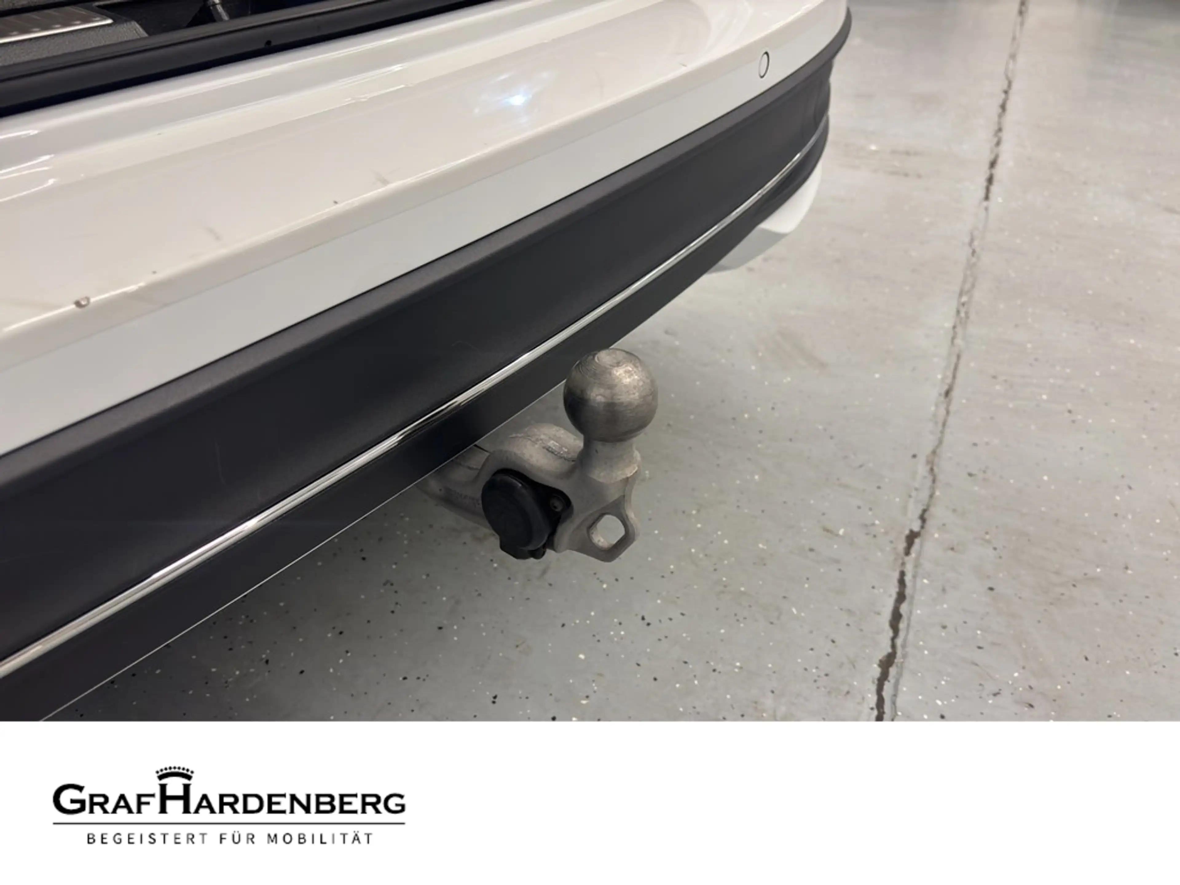 Volkswagen Passat Variant Business 2.0 TDI DSG AHK Navi 360°Kamera — photo 13