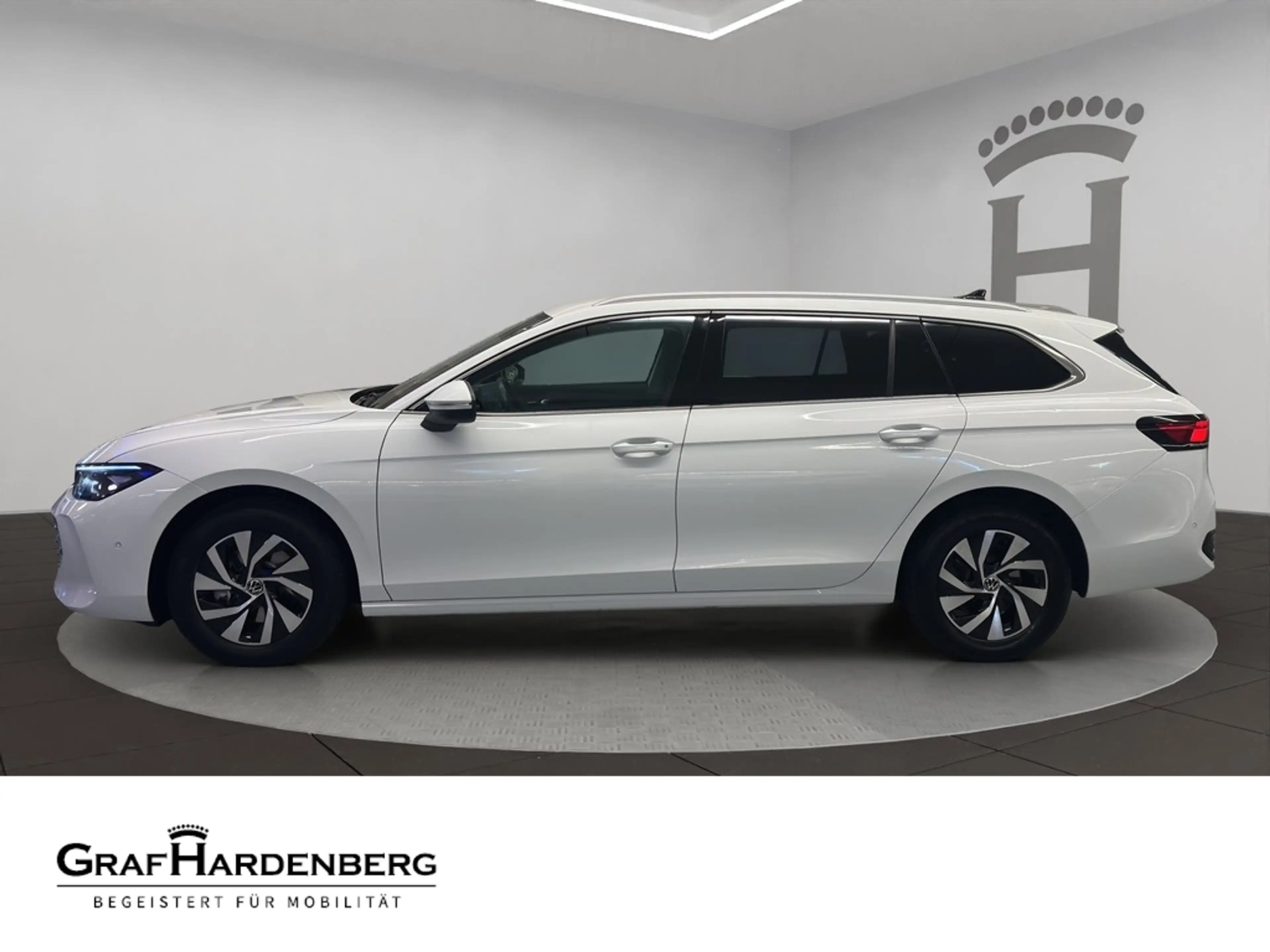 Volkswagen Passat Variant Business 2.0 TDI DSG AHK Navi 360°Kamera — photo 4