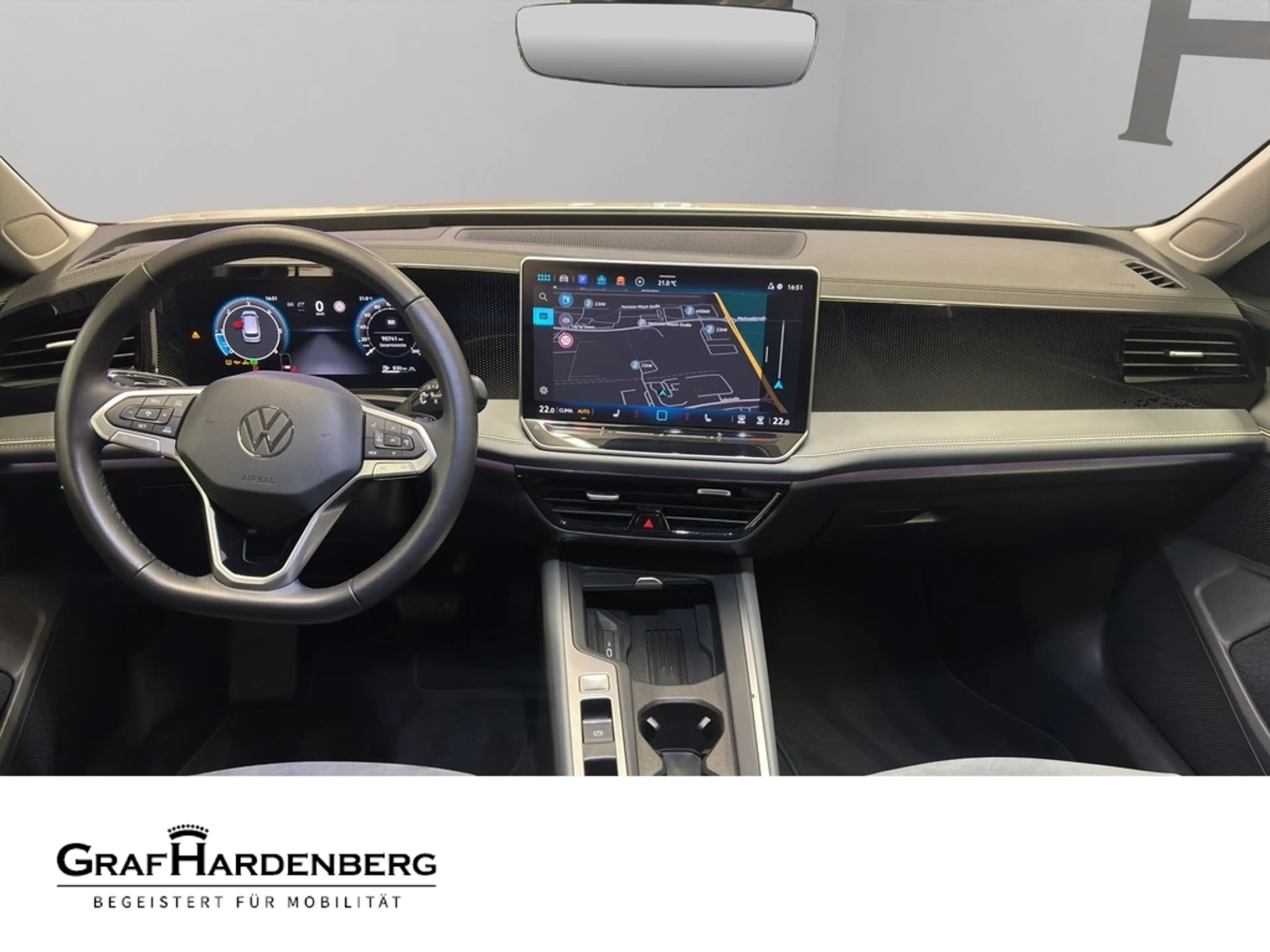 Volkswagen Passat Variant Business 2.0 TDI DSG AHK Navi 360°Kamera — photo 9