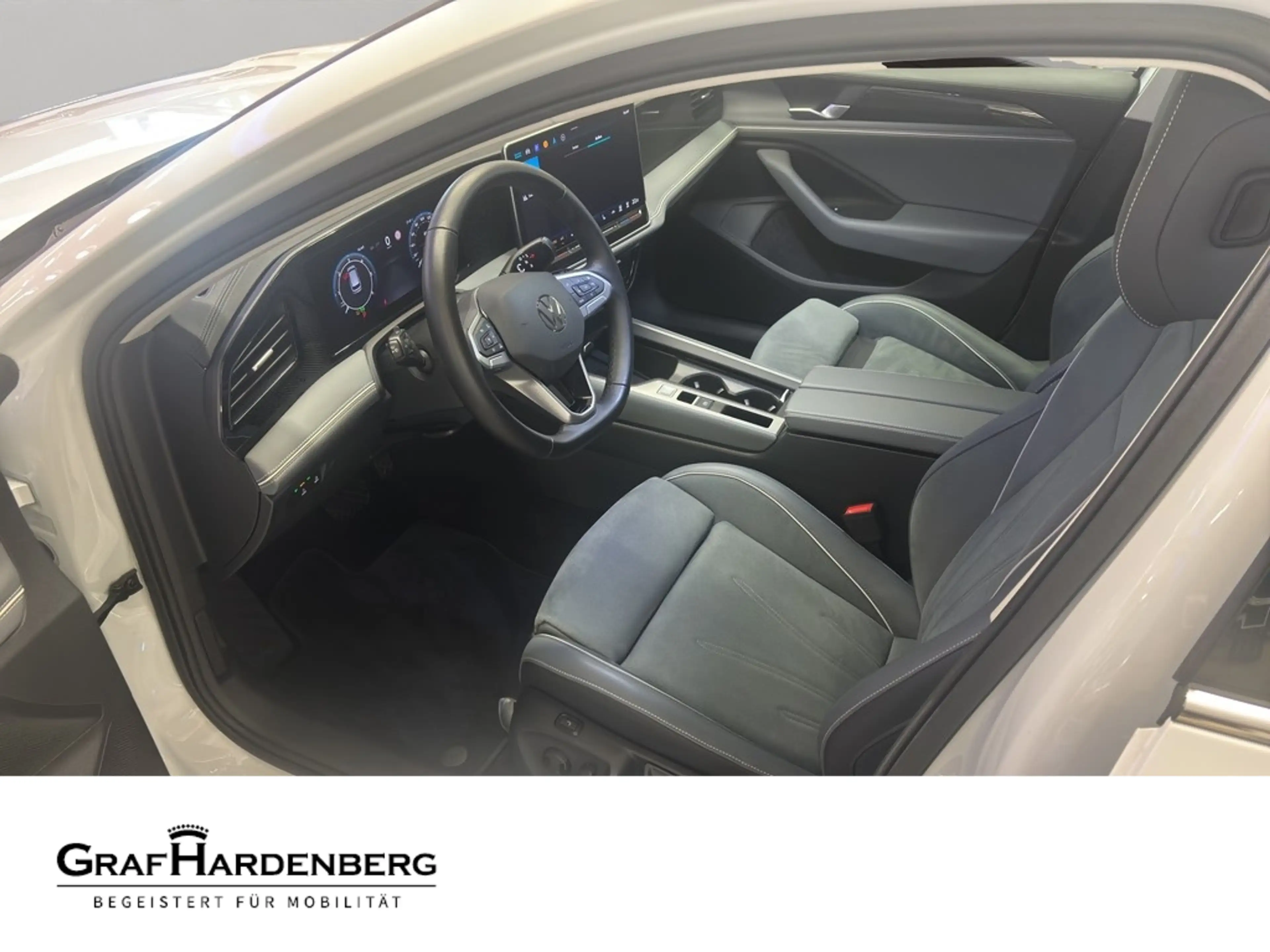 Volkswagen Passat Variant Business 2.0 TDI DSG AHK Navi 360°Kamera — photo 5