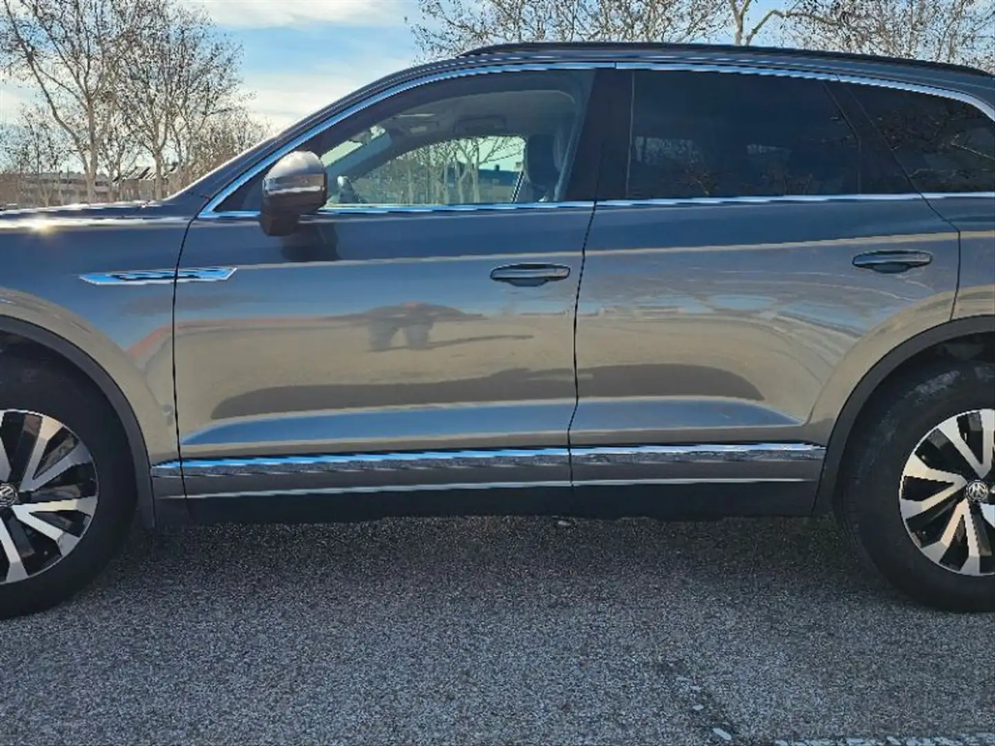 Volkswagen Touareg Premium 3.0 TDI 210kW 286CV Tip 4Mot - 2