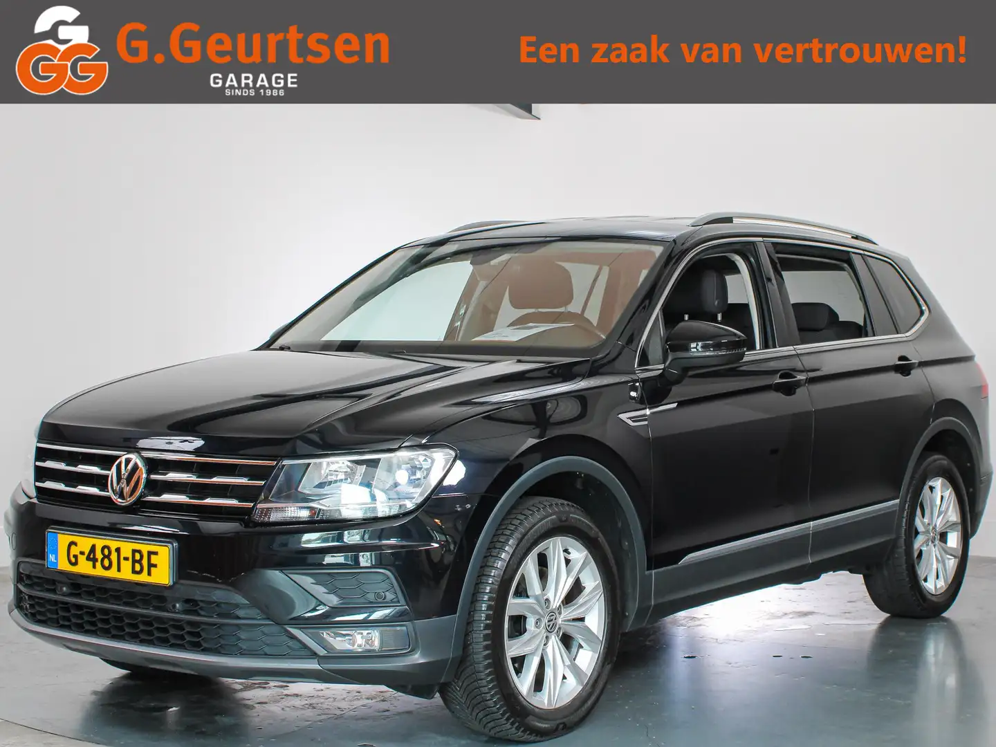 Volkswagen Tiguan Allspace 1.5 TSI Comfortline, 7-Persoons, Trekhaak, ACC, Vi Zwart - 1