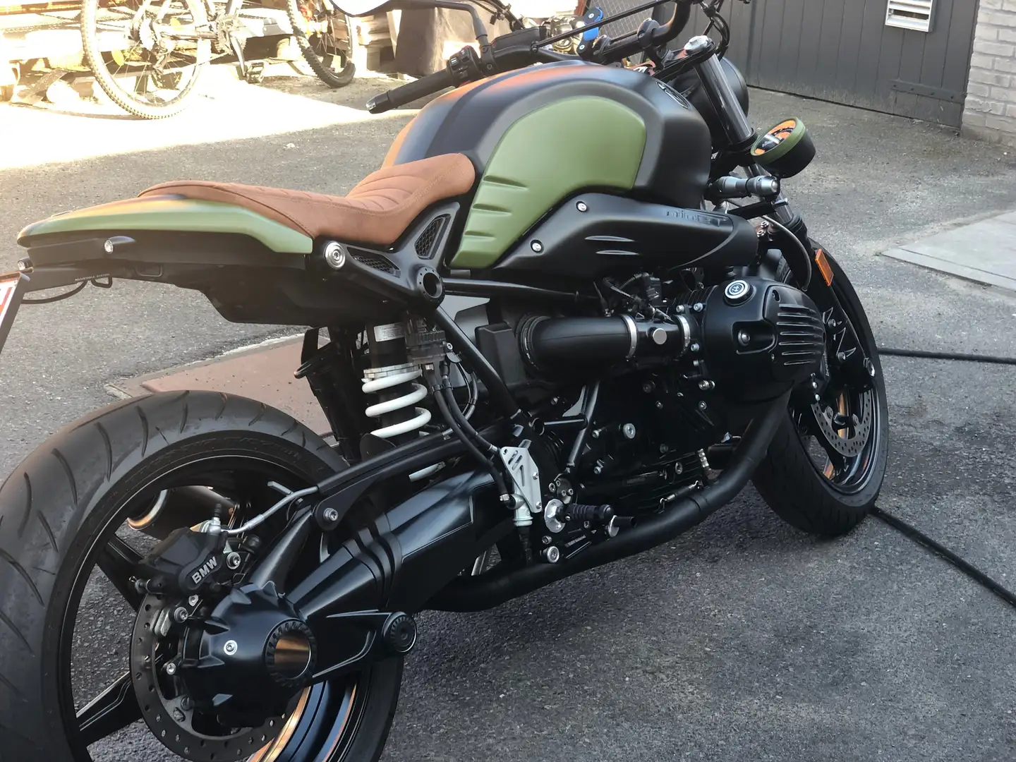 BMW R nineT Pure Noir - 2