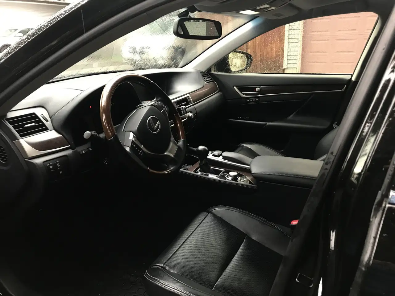 Lexus GS снимка Lexus GS